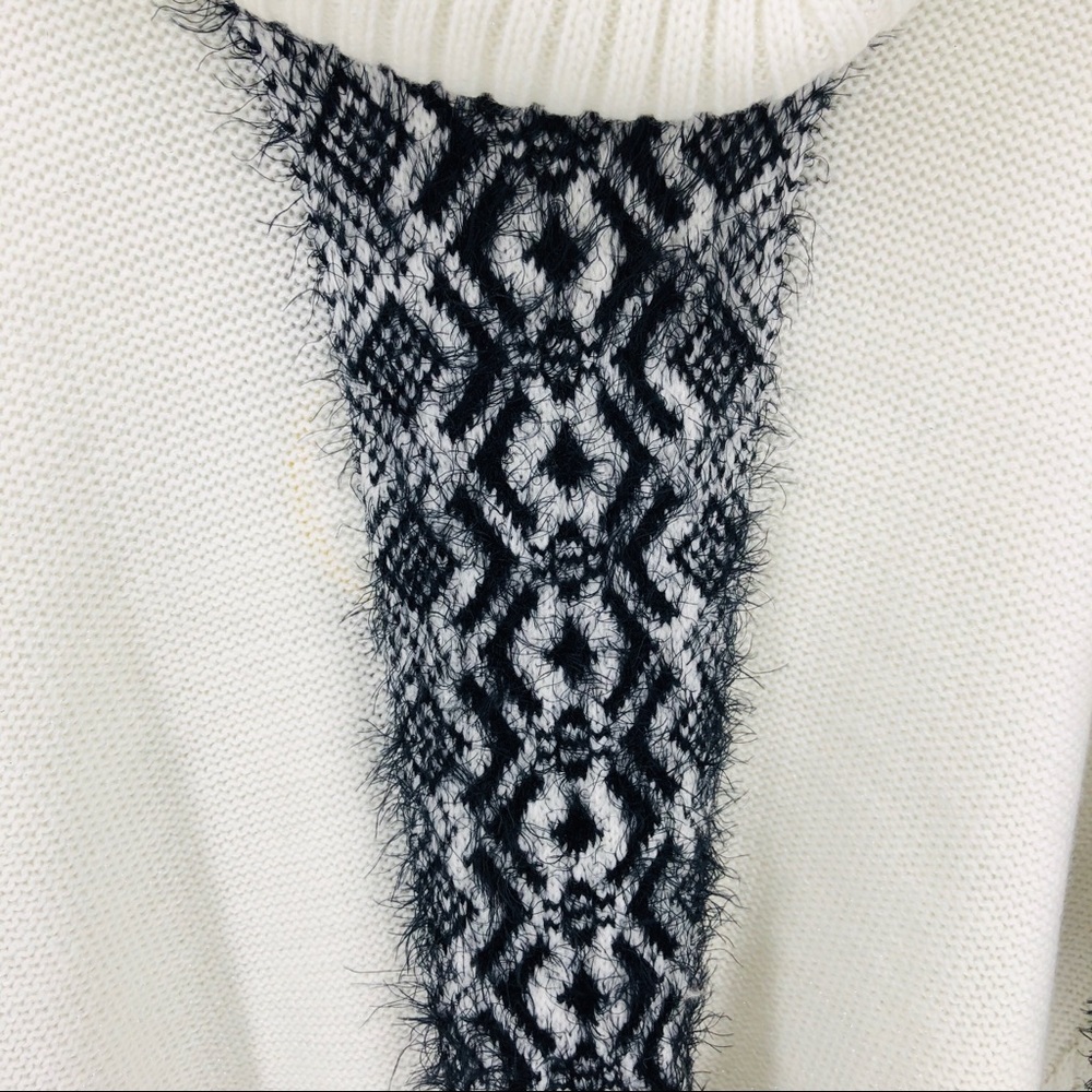 NWT Ivory Black Cowl Neck Poncho Sweater SM/MED - Picture 4 of 8
